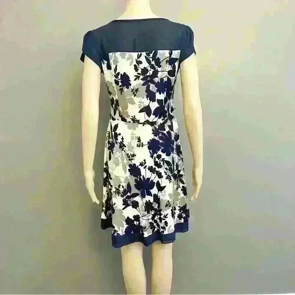 Vintage Navy floral short sleeves A-Line dress - Picture 3 of 4